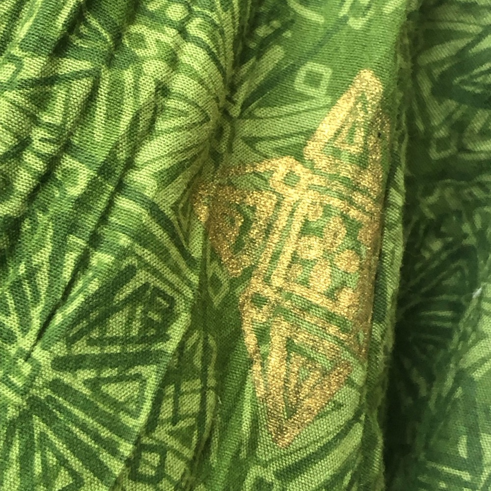 Green Patterned Button-Up Shirt - Picture 8 of 10